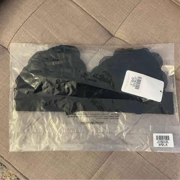 NWT Lively The Long-Lined Lace Bralette in Jet Black Size Small - Picture 10 of 10
